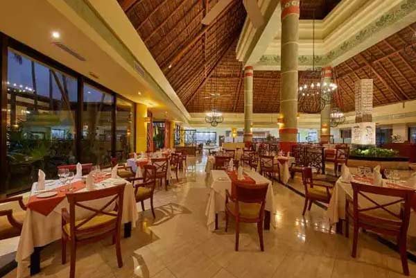 Restaurant -  Bahia Principe Grand Coba - All Inclusive Resort 